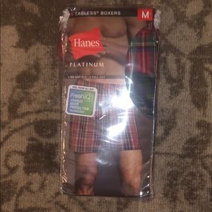 4 pack Hanes Boxers